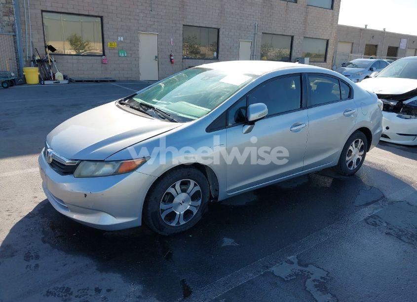 Photo 2 of 2013 Honda Civic HYBRID (VIN 19XFB4F2XDE203995)