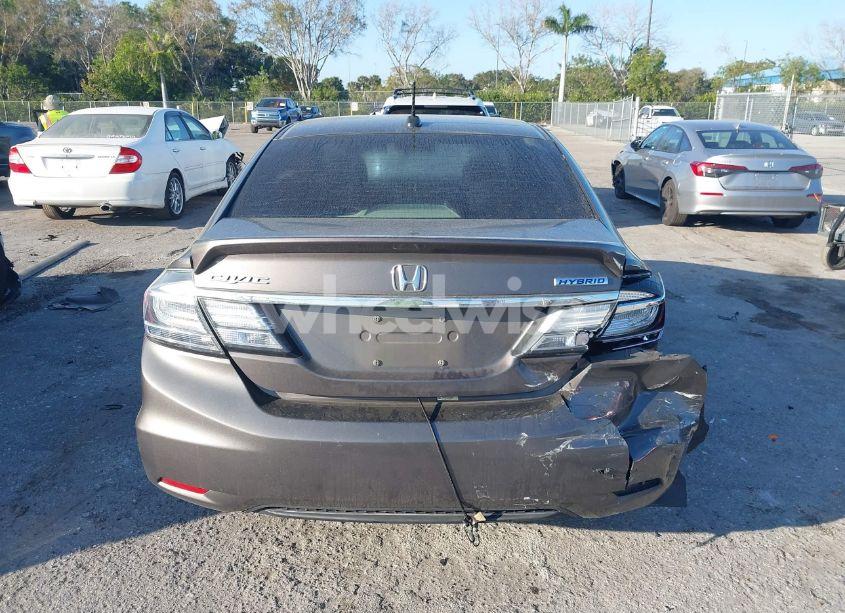 Photo 16 of 2013 Honda Civic HYBRID (VIN 19XFB4F33DE000620)