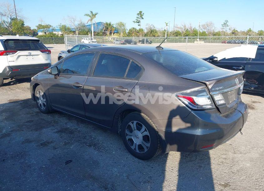 Photo 3 of 2013 Honda Civic HYBRID (VIN 19XFB4F33DE000620)