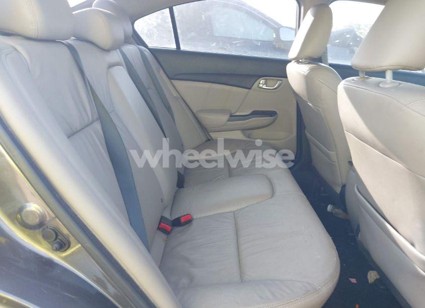 Photo 8 of 2013 Honda Civic HYBRID (VIN 19XFB4F33DE000620)