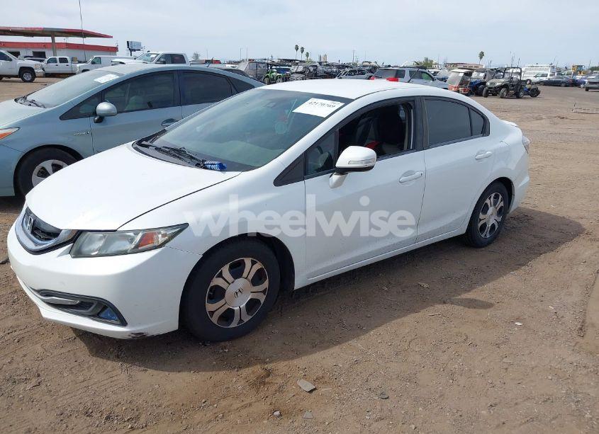 Photo 2 of 2013 Honda Civic HYBRID (VIN 19XFB4F33DE001637)