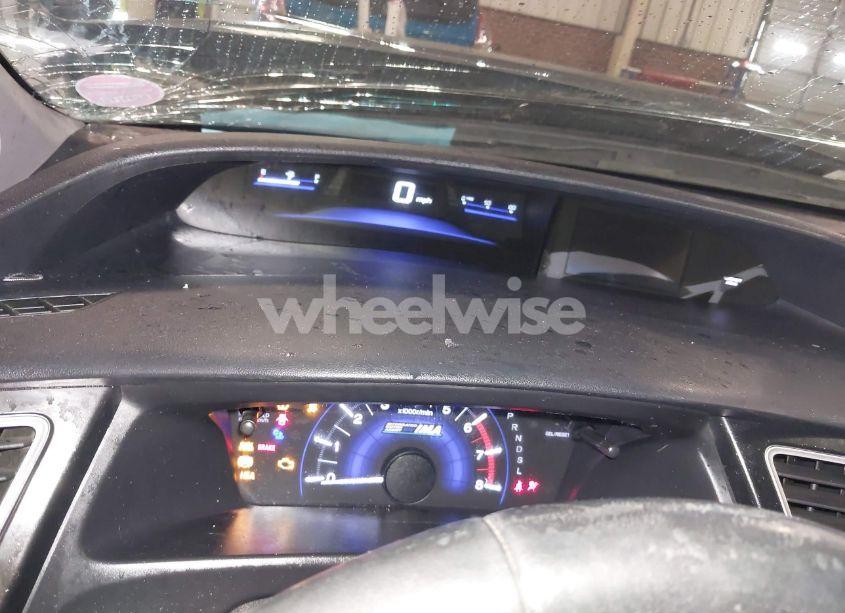 Photo 7 of 2013 Honda Civic HYBRID (VIN 19XFB4F33DE002271)