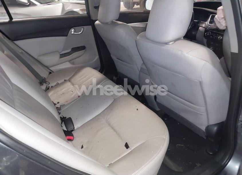 Photo 8 of 2013 Honda Civic HYBRID (VIN 19XFB4F33DE002271)