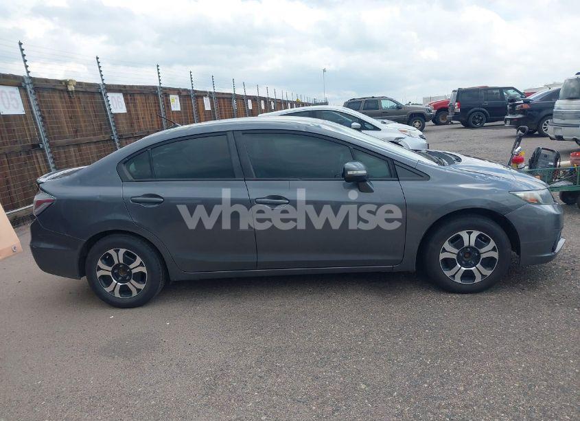 Photo 13 of 2013 Honda Civic HYBRID (VIN 19XFB4F34DE001744)