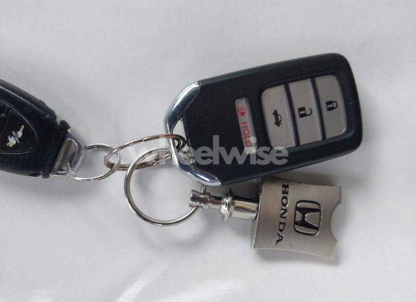 Photo 11 of 2015 Honda Civic HYBRID (VIN 19XFB4F34FE001309)