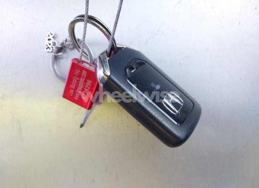 Photo 11 of 2015 Honda Civic HYBRID (VIN 19XFB4F36FE002459)
