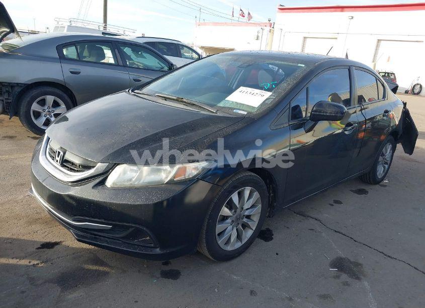 Photo 2 of 2015 Honda Civic HYBRID (VIN 19XFB4F36FE002459)