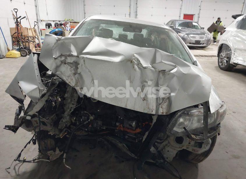 Photo 12 of 2014 Honda Civic HYBRID (VIN 19XFB4F37EE000735)