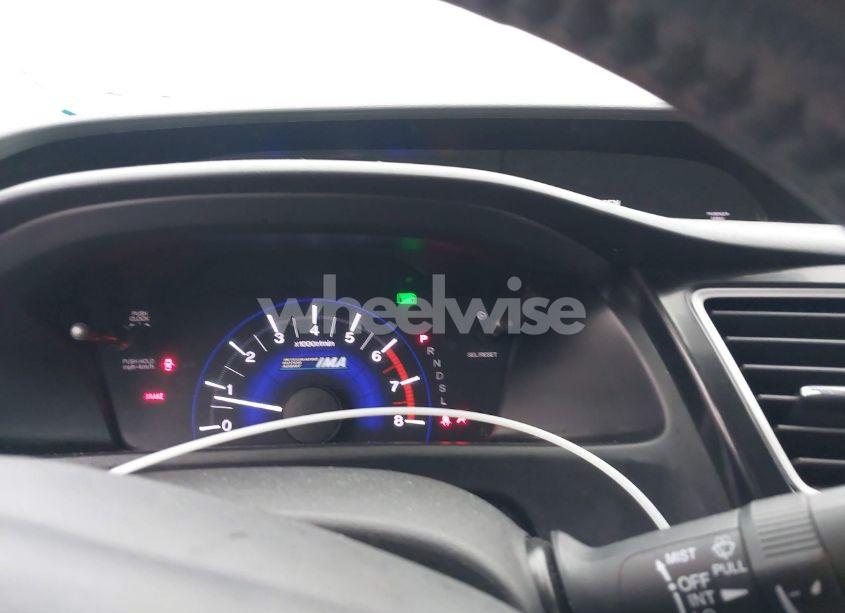 Photo 7 of 2013 Honda Civic HYBRID (VIN 19XFB4F38DE003982)