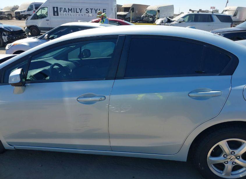 Photo 14 of 2012 Honda Civic NATURAL GAS (VIN 19XFB5F52CE002509)