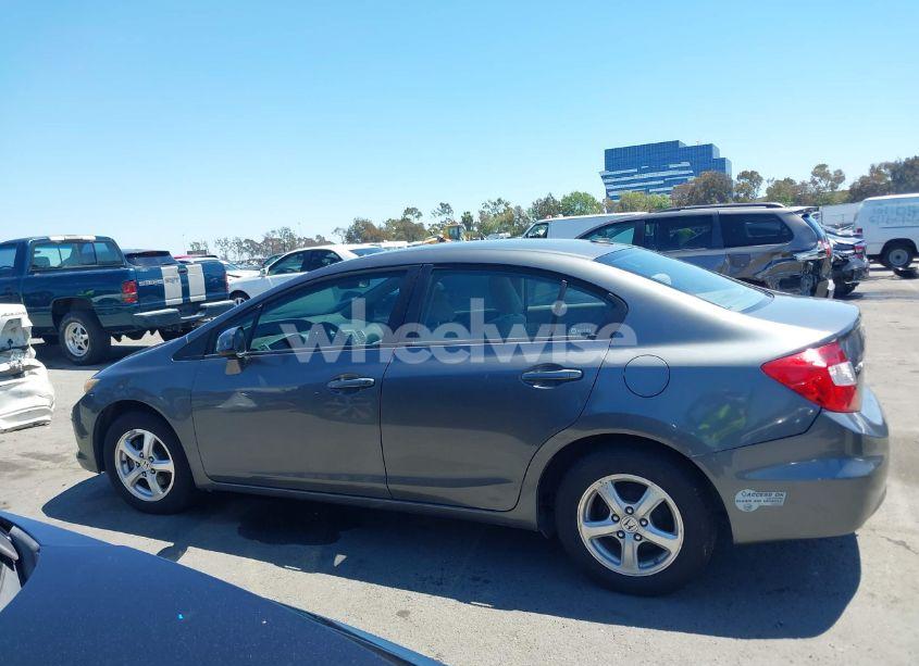 Photo 13 of 2012 Honda Civic NATURAL GAS (VIN 19XFB5F5XCE002158)