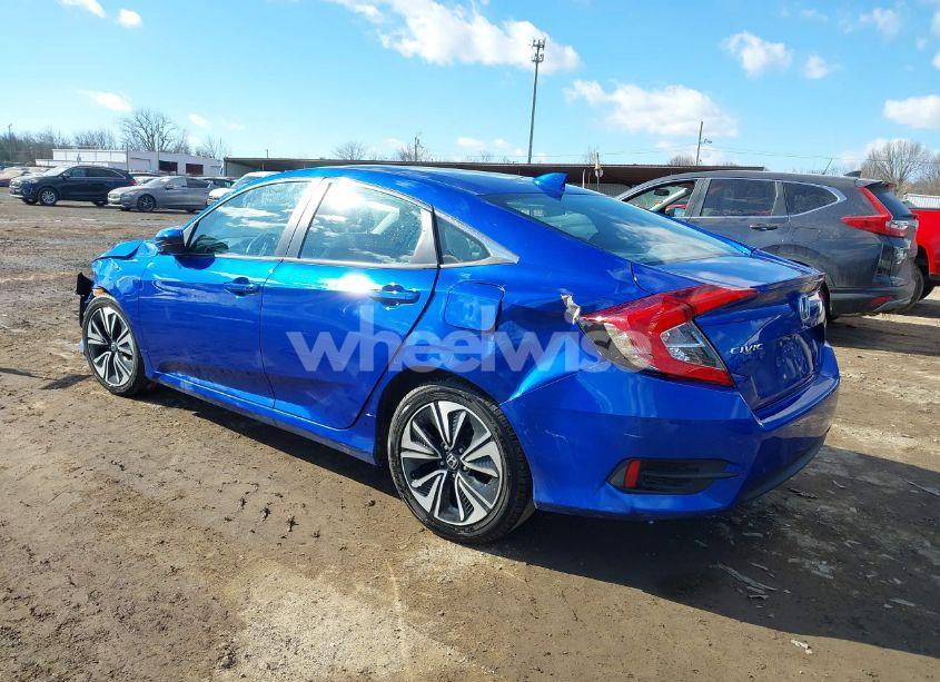 Photo 3 of 2017 Honda Civic EX-T (VIN 19XFC1E33HE028257)