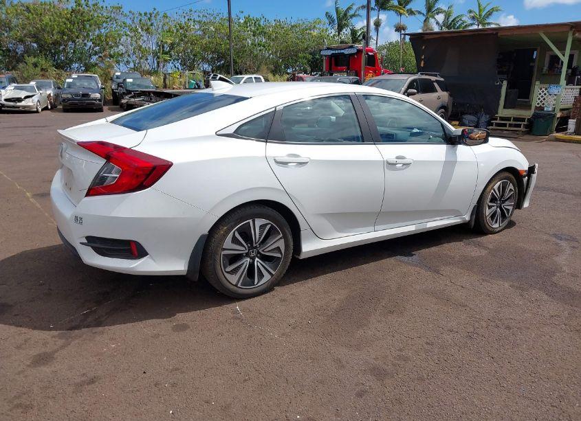 Photo 4 of 2017 Honda Civic EX-T (VIN 19XFC1E36HE030648)