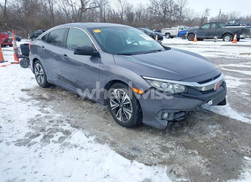 2017 Honda Civic EX-T (VIN 19XFC1E38HE031851) main photo