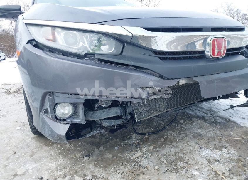 Photo 6 of 2017 Honda Civic EX-T (VIN 19XFC1E38HE031851)