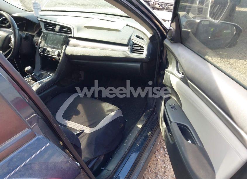 Photo 5 of 2018 Honda Civic EX-T (VIN 19XFC1E39JE003725)