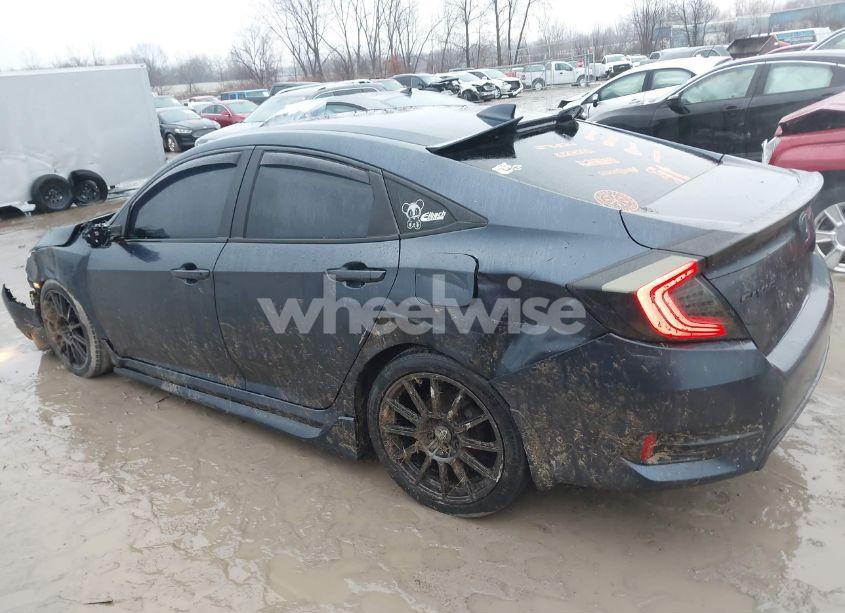 Photo 14 of 2018 Honda Civic EX-T (VIN 19XFC1E3XJE003880)