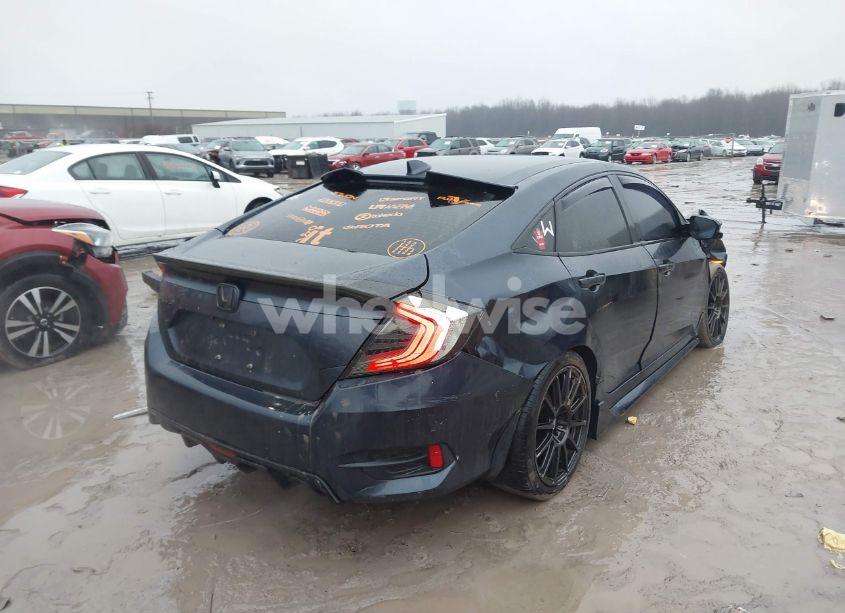 Photo 4 of 2018 Honda Civic EX-T (VIN 19XFC1E3XJE003880)