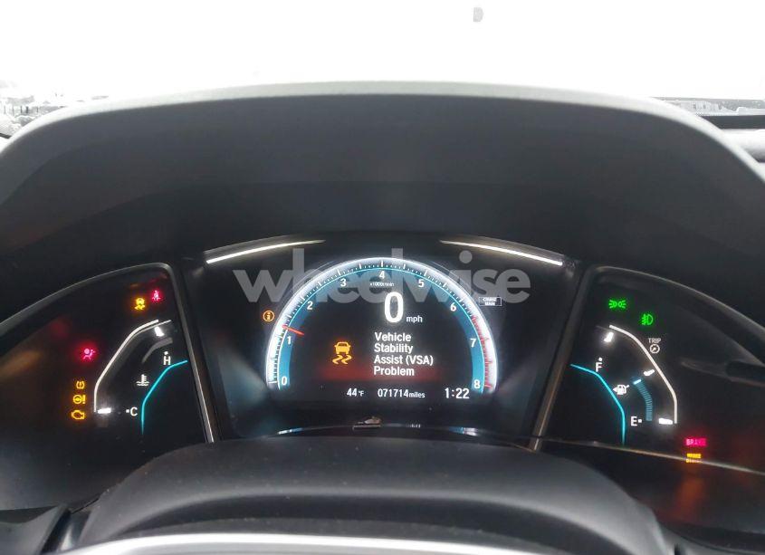 Photo 7 of 2018 Honda Civic EX-T (VIN 19XFC1E3XJE003880)