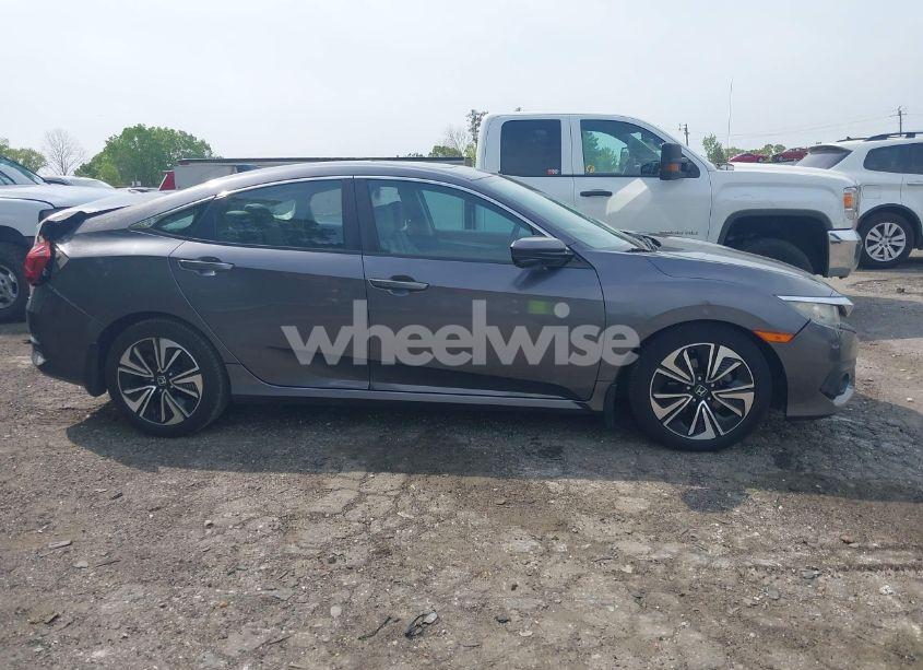 Photo 13 of 2016 Honda Civic EX-T (VIN 19XFC1F30GE009386)