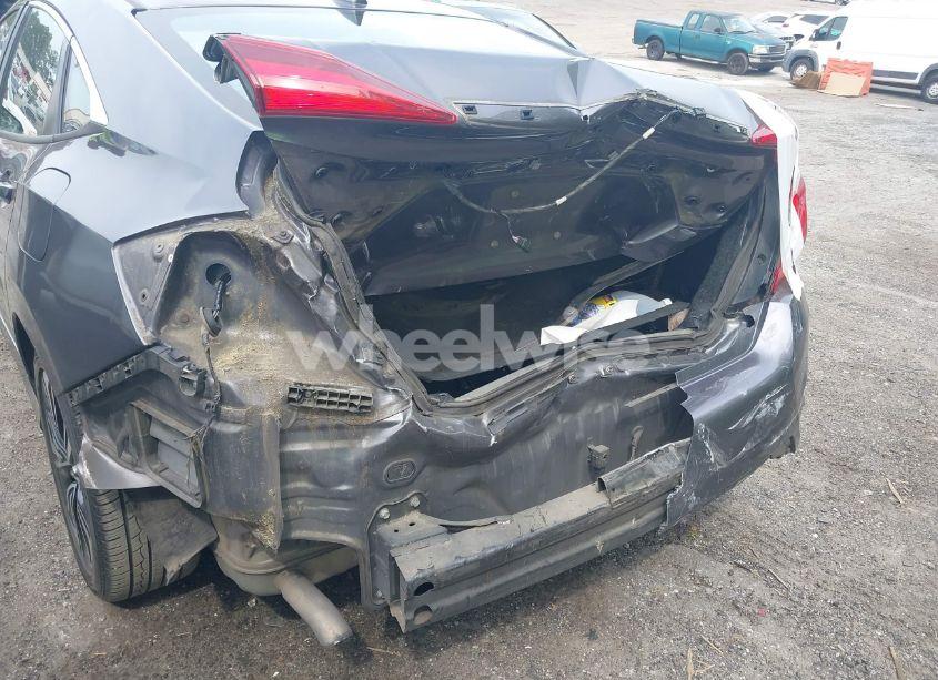 Photo 6 of 2016 Honda Civic EX-T (VIN 19XFC1F30GE009386)