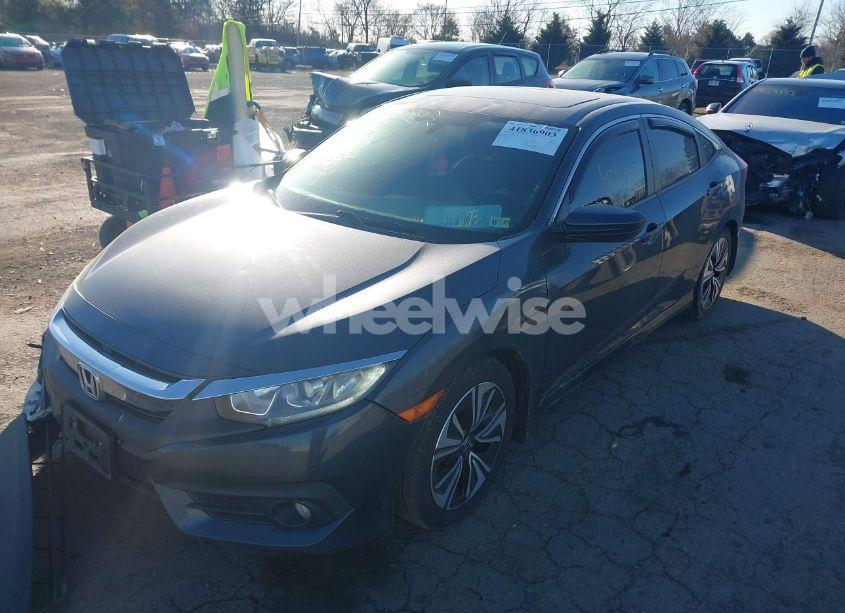 Photo 2 of 2016 Honda Civic EX-T (VIN 19XFC1F30GE041156)