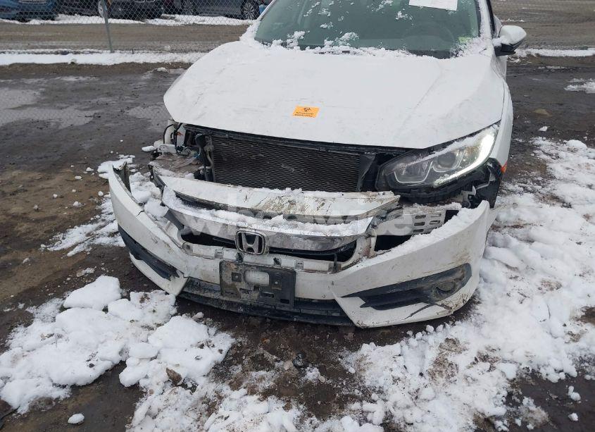 Photo 12 of 2016 Honda Civic EX-T (VIN 19XFC1F30GE205571)