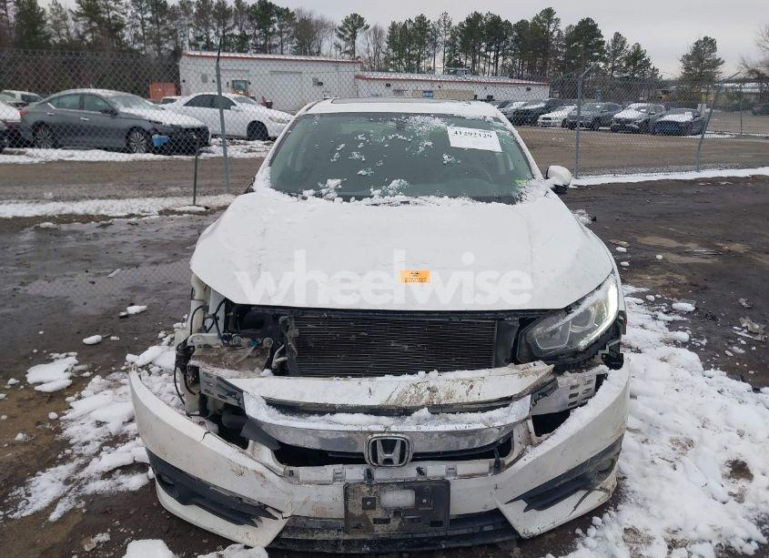 Photo 13 of 2016 Honda Civic EX-T (VIN 19XFC1F30GE205571)