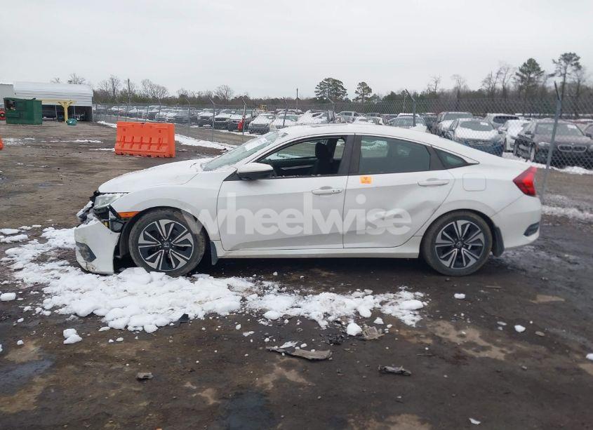 Photo 15 of 2016 Honda Civic EX-T (VIN 19XFC1F30GE205571)