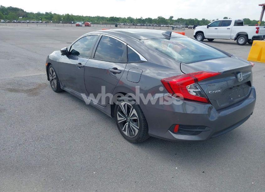 Photo 3 of 2017 Honda Civic EX-T (VIN 19XFC1F30HE004707)