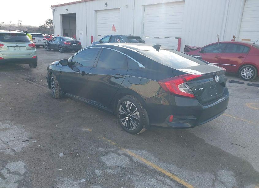 Photo 3 of 2017 Honda Civic EX-T (VIN 19XFC1F30HE020633)