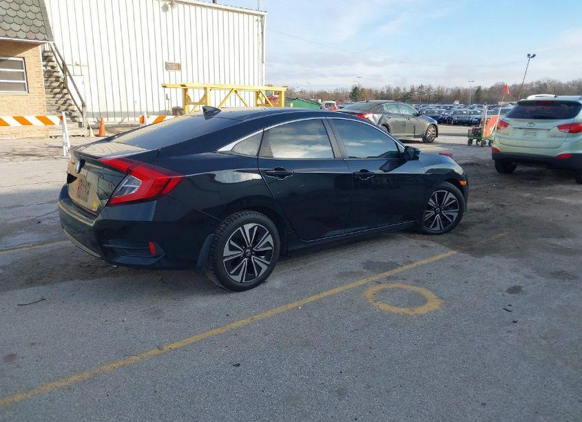 Photo 4 of 2017 Honda Civic EX-T (VIN 19XFC1F30HE020633)