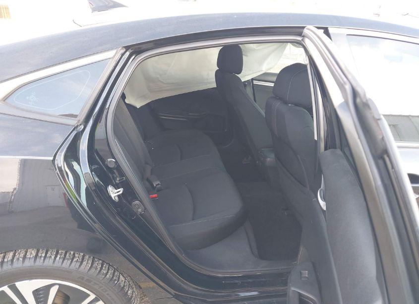 Photo 8 of 2017 Honda Civic EX-T (VIN 19XFC1F30HE020633)