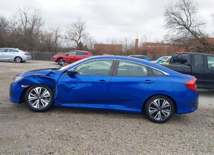 Photo 14 of 2017 Honda Civic EX-T (VIN 19XFC1F30HE023614)