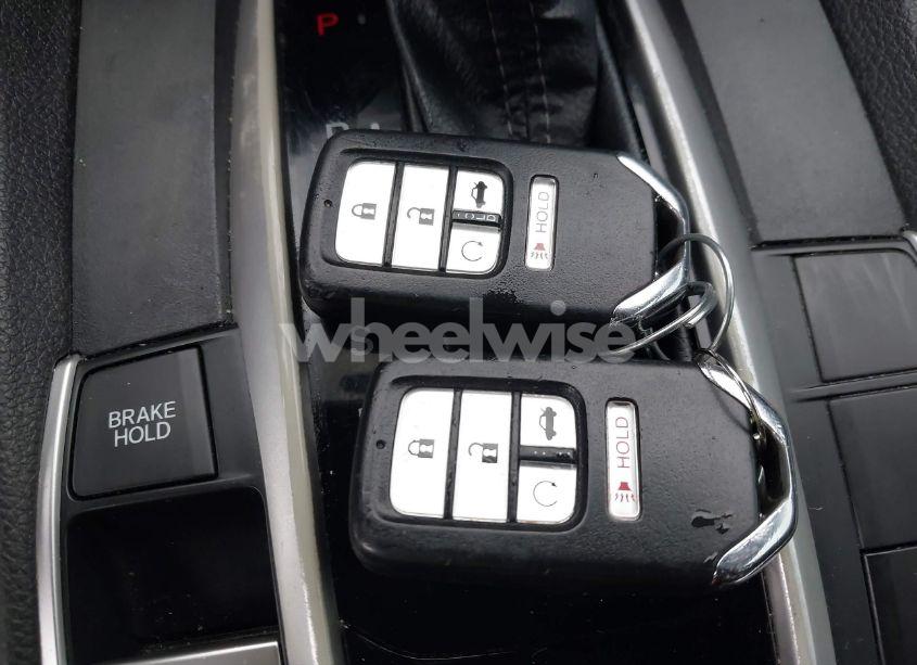 Photo 11 of 2019 Honda Civic EX (VIN 19XFC1F30KE014404)