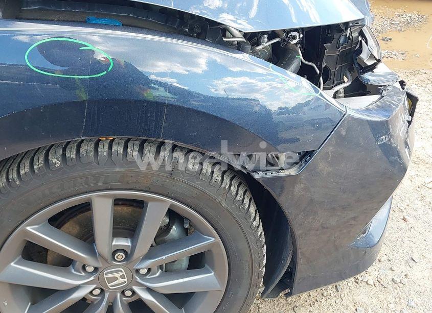 Photo 19 of 2019 Honda Civic EX (VIN 19XFC1F30KE018579)