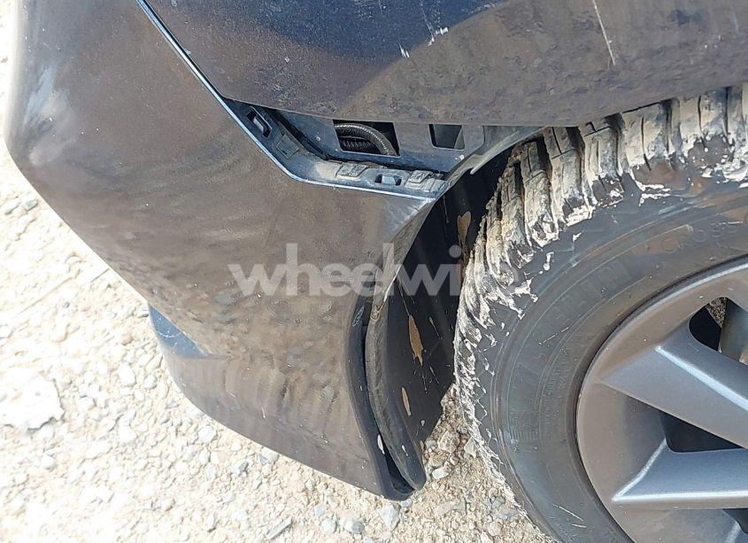 Photo 22 of 2019 Honda Civic EX (VIN 19XFC1F30KE018579)