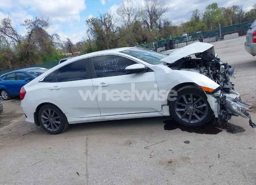 Photo 14 of 2019 Honda Civic EX (VIN 19XFC1F30KE208186)