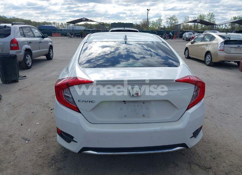 Photo 17 of 2019 Honda Civic EX (VIN 19XFC1F30KE208186)