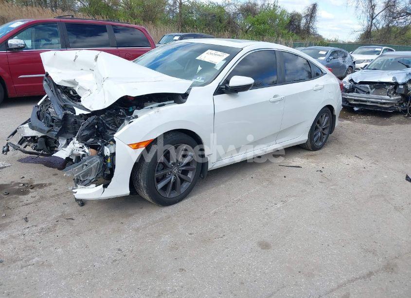 Photo 2 of 2019 Honda Civic EX (VIN 19XFC1F30KE208186)