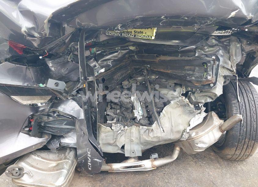 Photo 18 of 2020 Honda Civic EX (VIN 19XFC1F30LE214457)