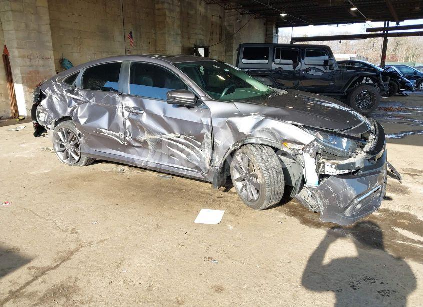 2021 Honda Civic EX (VIN 19XFC1F30ME005852) main photo