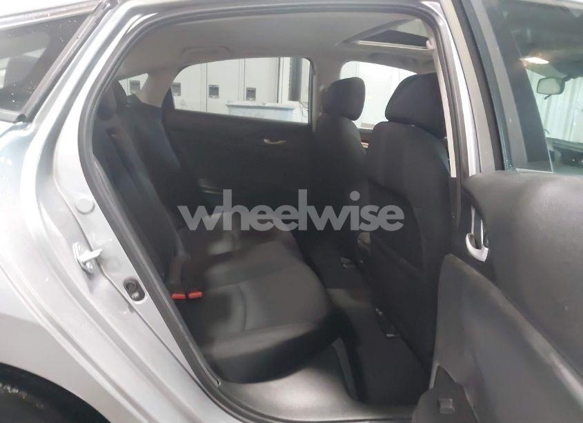 Photo 8 of 2021 Honda Civic EX (VIN 19XFC1F30ME010811)