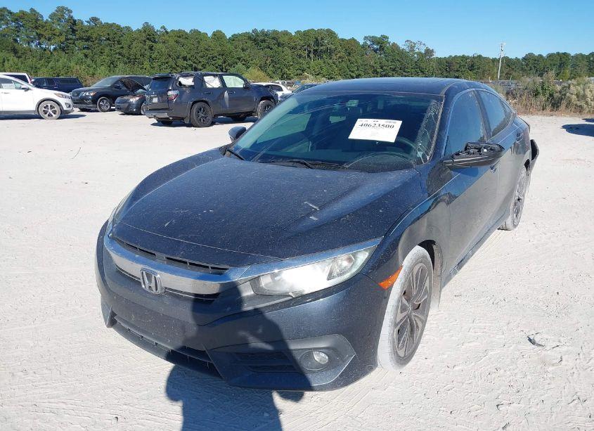 Photo 2 of 2016 Honda Civic EX-T (VIN 19XFC1F31GE012152)