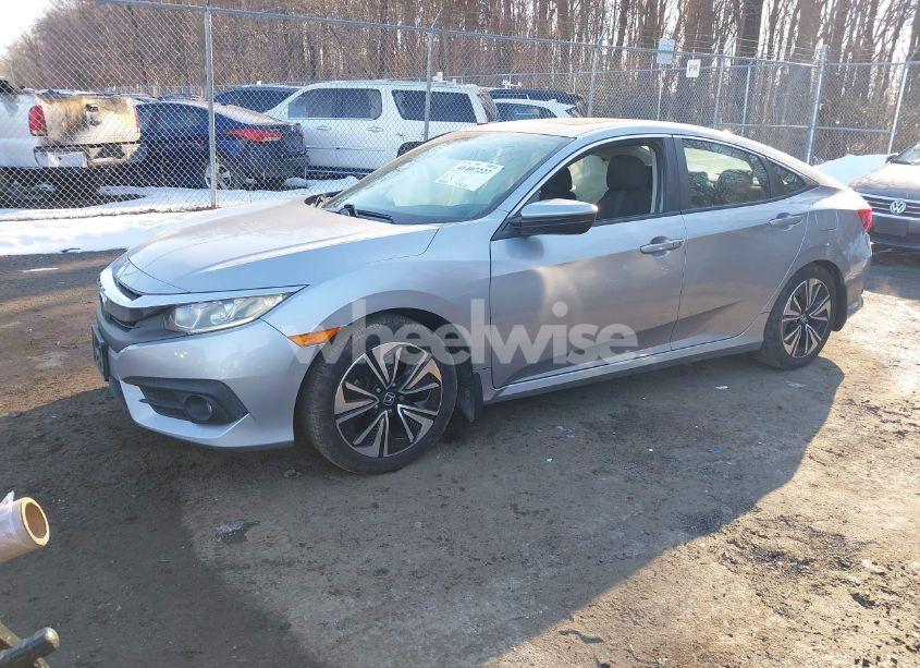 Photo 2 of 2016 Honda Civic EX-T (VIN 19XFC1F31GE217745)