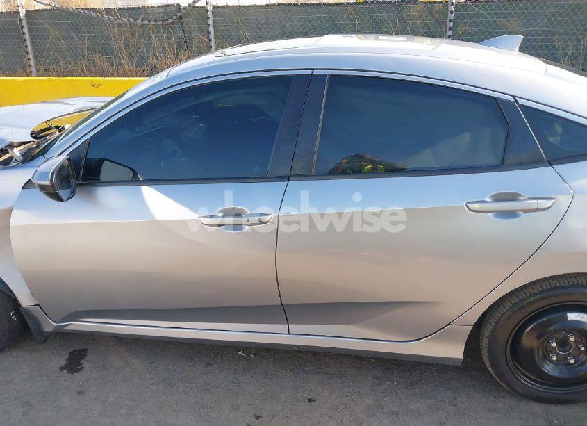 Photo 15 of 2016 Honda Civic EX-T (VIN 19XFC1F31GE223089)