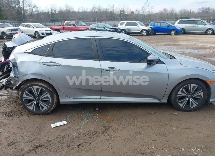Photo 13 of 2017 Honda Civic EX-T (VIN 19XFC1F31HE006059)