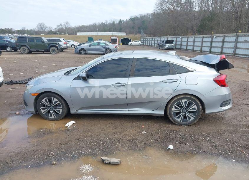 Photo 14 of 2017 Honda Civic EX-T (VIN 19XFC1F31HE006059)