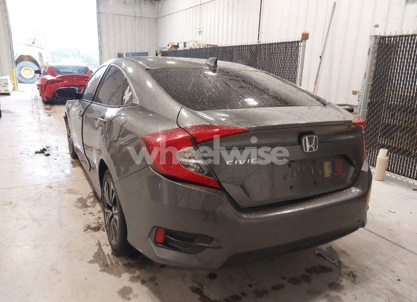 Photo 12 of 2017 Honda Civic EX-T (VIN 19XFC1F31HE006613)
