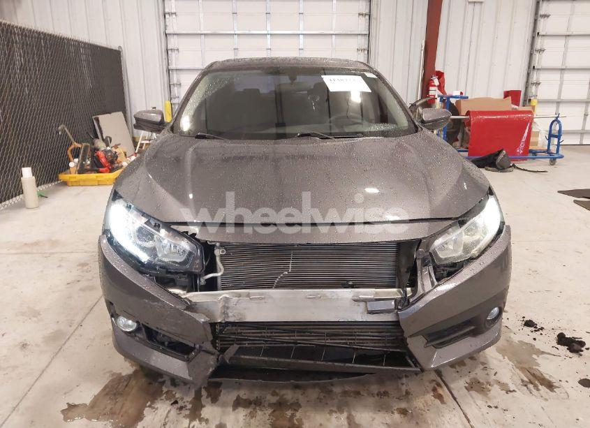 Photo 13 of 2017 Honda Civic EX-T (VIN 19XFC1F31HE006613)